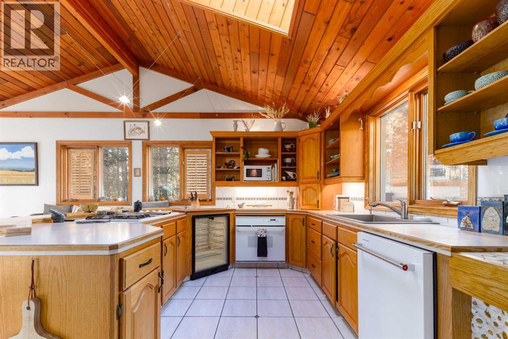 4 Forestry Trail, Waiparous, Alberta T4C 1B7 - Photo 10 - A2267327