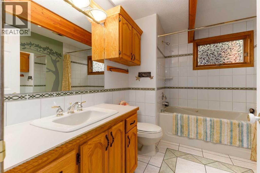 4 Forestry Trail, Waiparous, Alberta T4C 1B7 - Photo 24 - A2267327