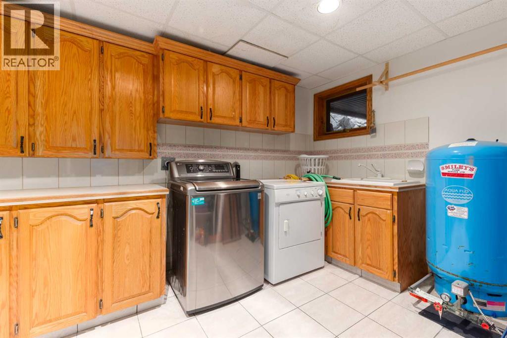 4 Forestry Trail, Waiparous, Alberta T4C 1B7 - Photo 36 - A2267327