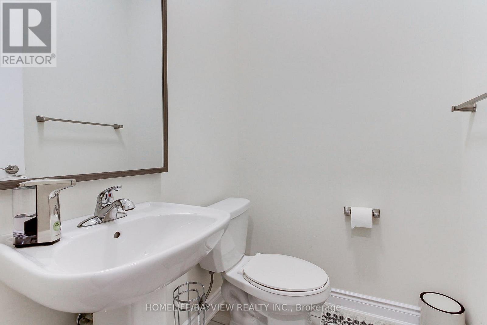 70 Lorne Thomas Place, New Tecumseth, Ontario  L9R 0V8 - Photo 18 - N12471089