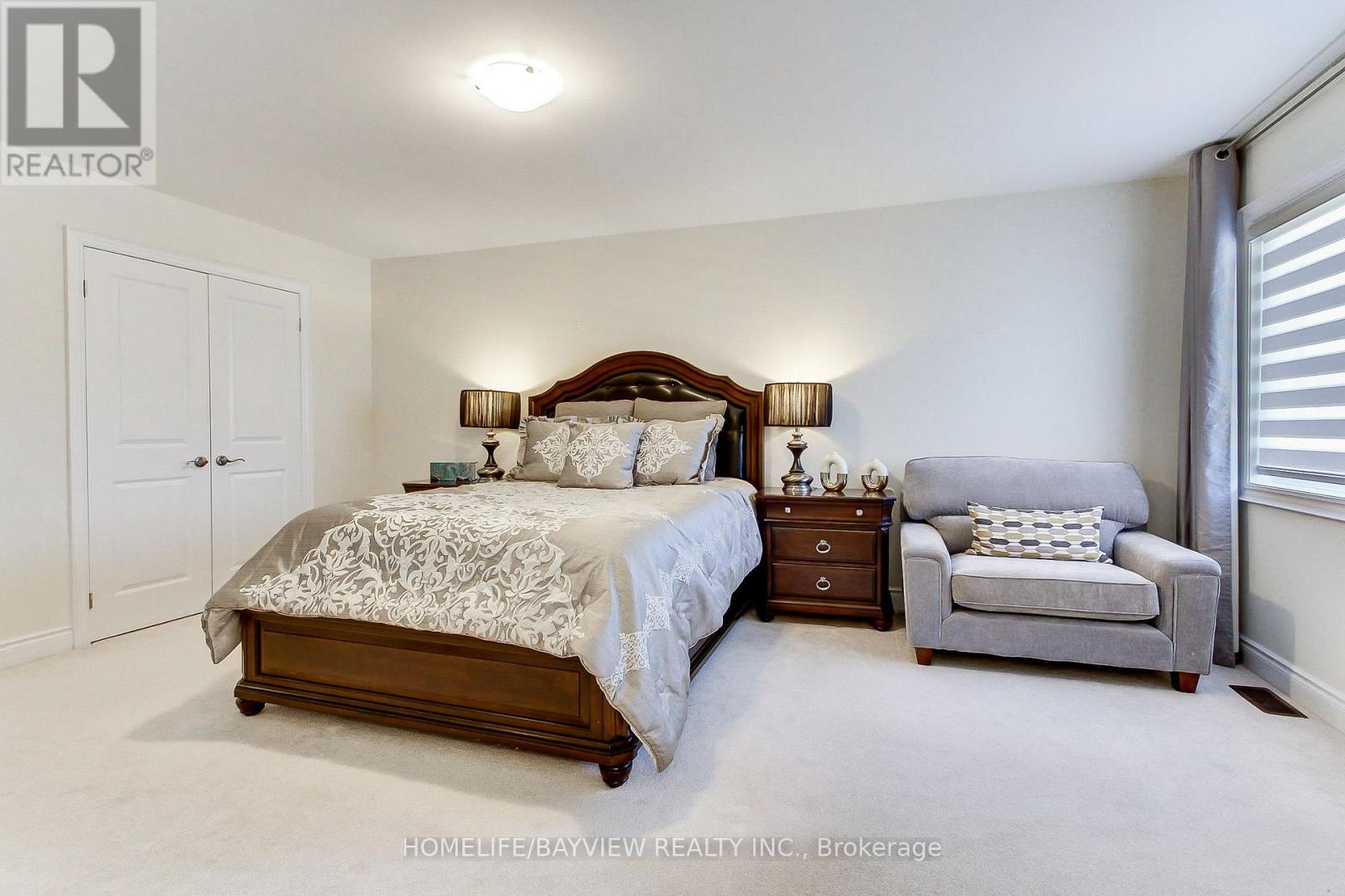 70 Lorne Thomas Place, New Tecumseth, Ontario  L9R 0V8 - Photo 23 - N12471089