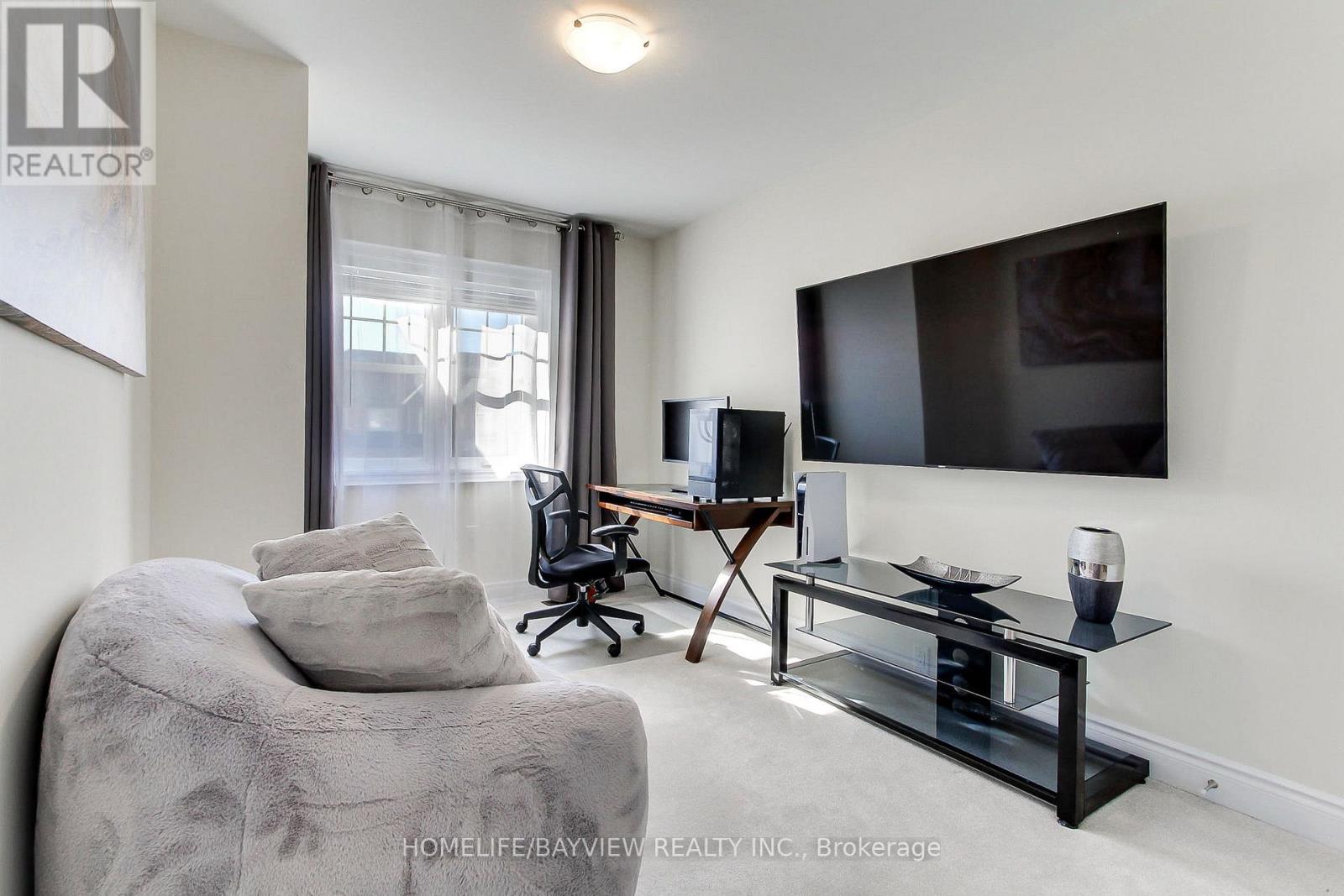 70 Lorne Thomas Place, New Tecumseth, Ontario  L9R 0V8 - Photo 26 - N12471089