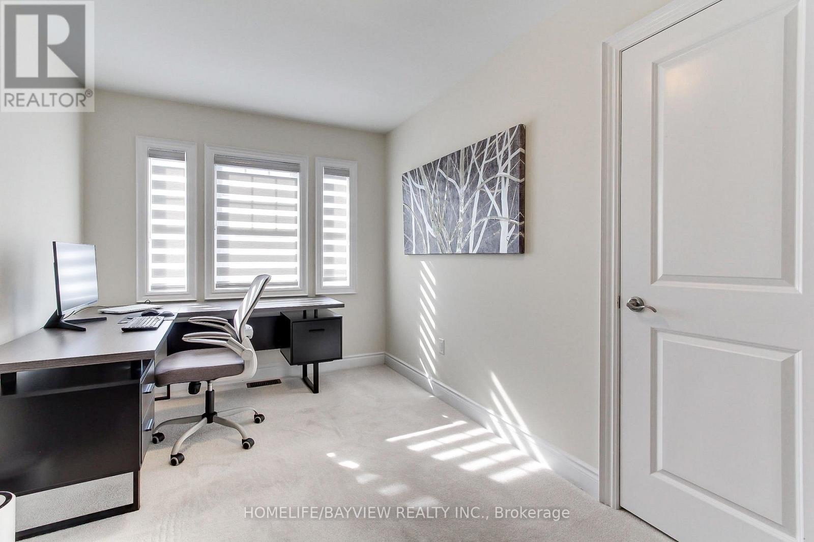 70 Lorne Thomas Place, New Tecumseth, Ontario  L9R 0V8 - Photo 29 - N12471089