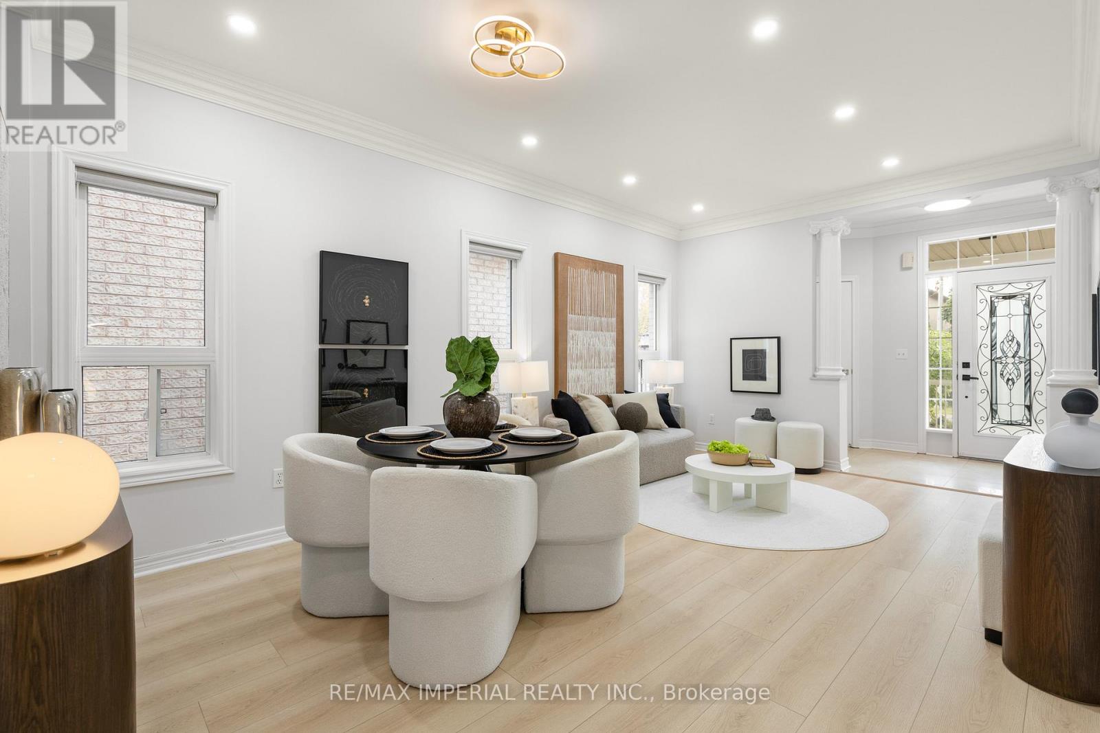 44 Hawkview Boulevard, Vaughan, Ontario  L4H 2E2 - Photo 6 - N12588376