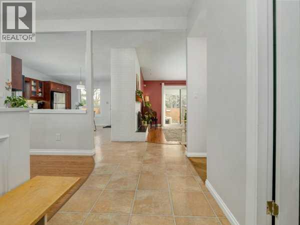 25 Nevada Road W, Lethbridge, Alberta  T1K 4A6 - Photo 8 - A2271389