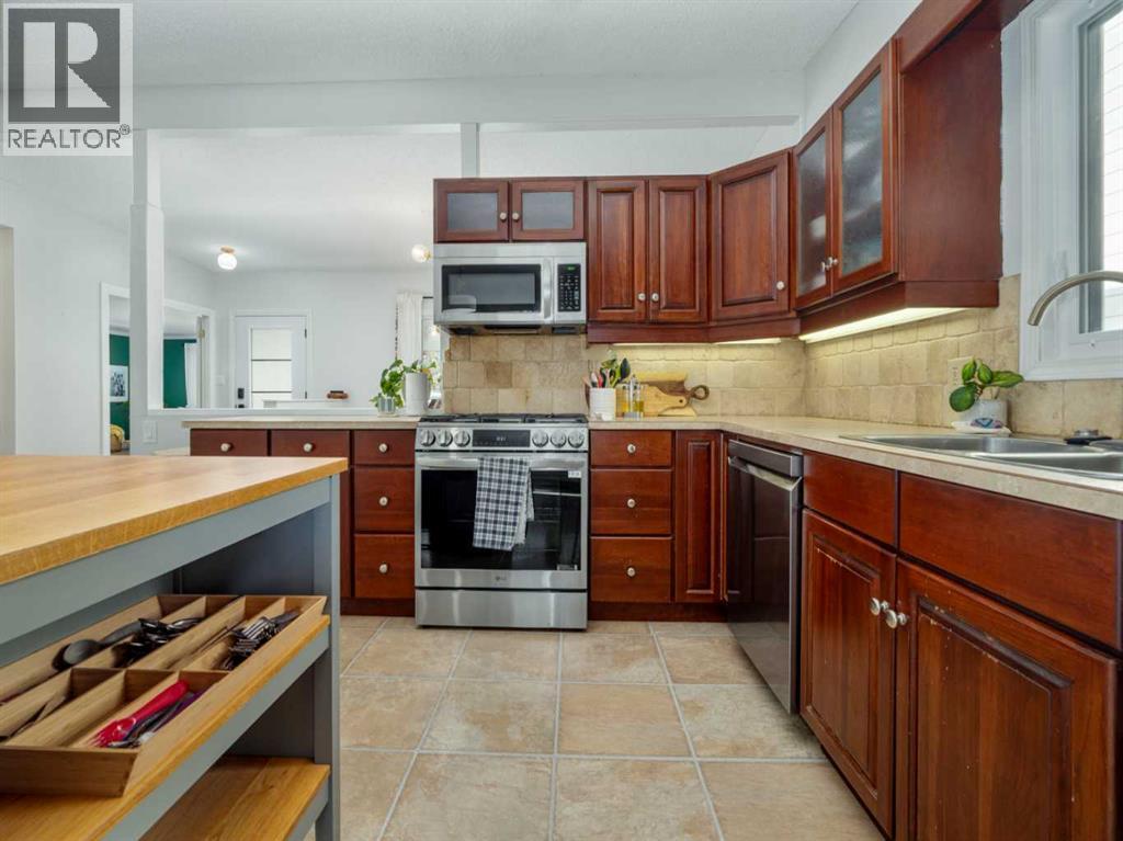 25 Nevada Road W, Lethbridge, Alberta  T1K 4A6 - Photo 19 - A2271389