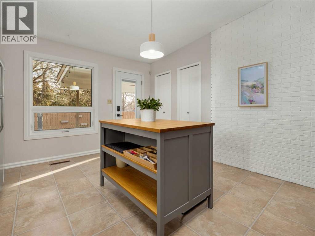 25 Nevada Road W, Lethbridge, Alberta  T1K 4A6 - Photo 20 - A2271389