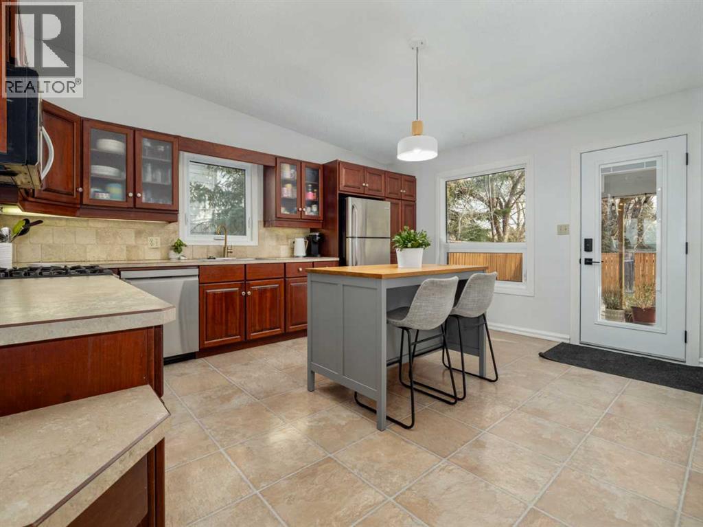 25 Nevada Road W, Lethbridge, Alberta  T1K 4A6 - Photo 16 - A2271389