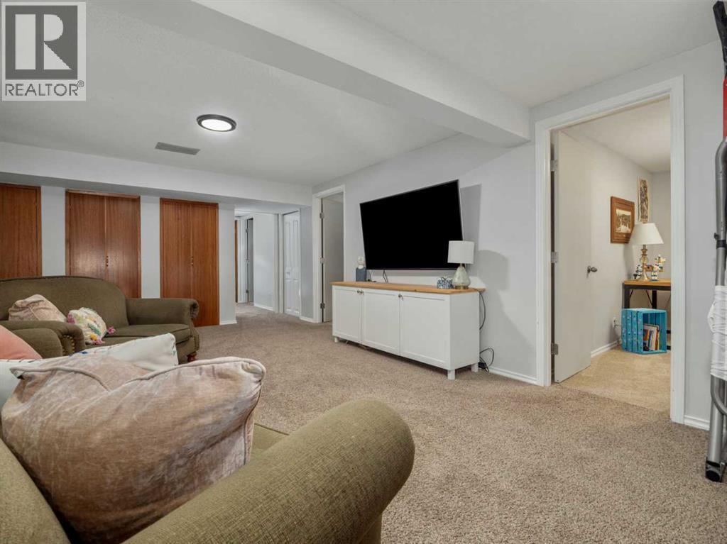 25 Nevada Road W, Lethbridge, Alberta  T1K 4A6 - Photo 40 - A2271389