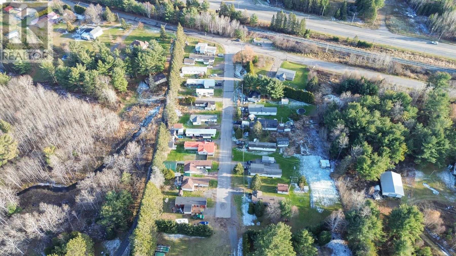 664 Frontenac St, Sault Ste. Marie, Ontario P6A 5K9 - Photo 7 - SM253375