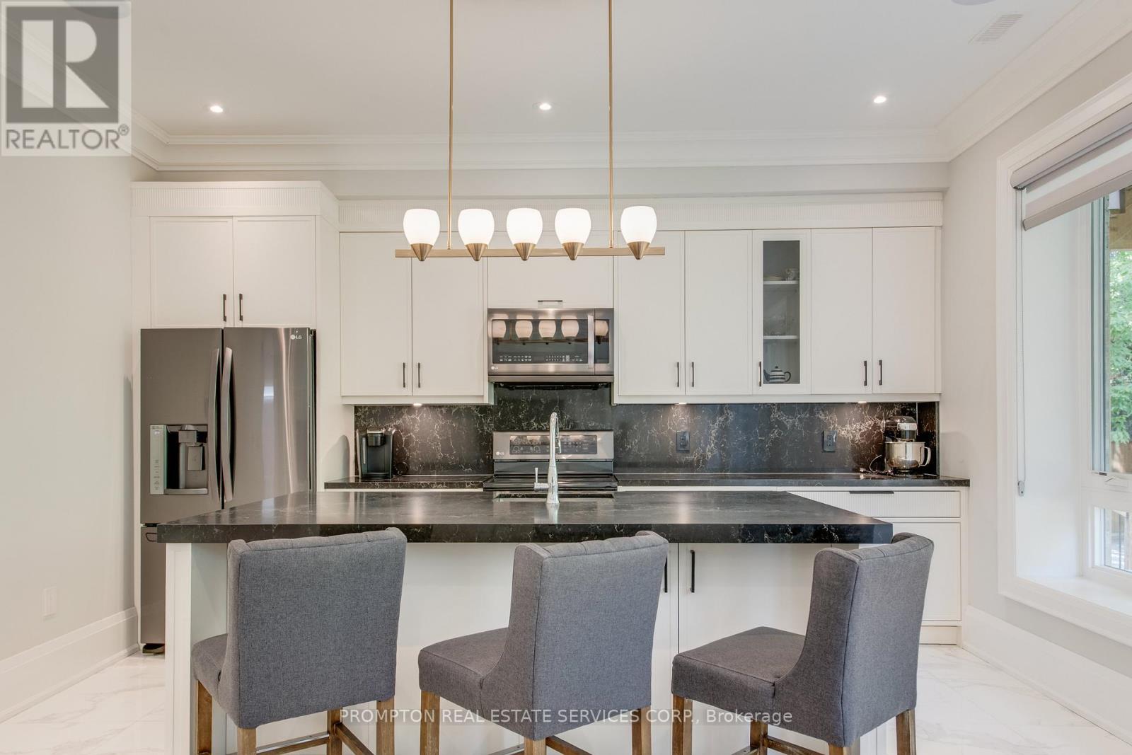 47 Wycliffe Crescent, Toronto, Ontario  M2K 1V7 - Photo 41 - C12411023