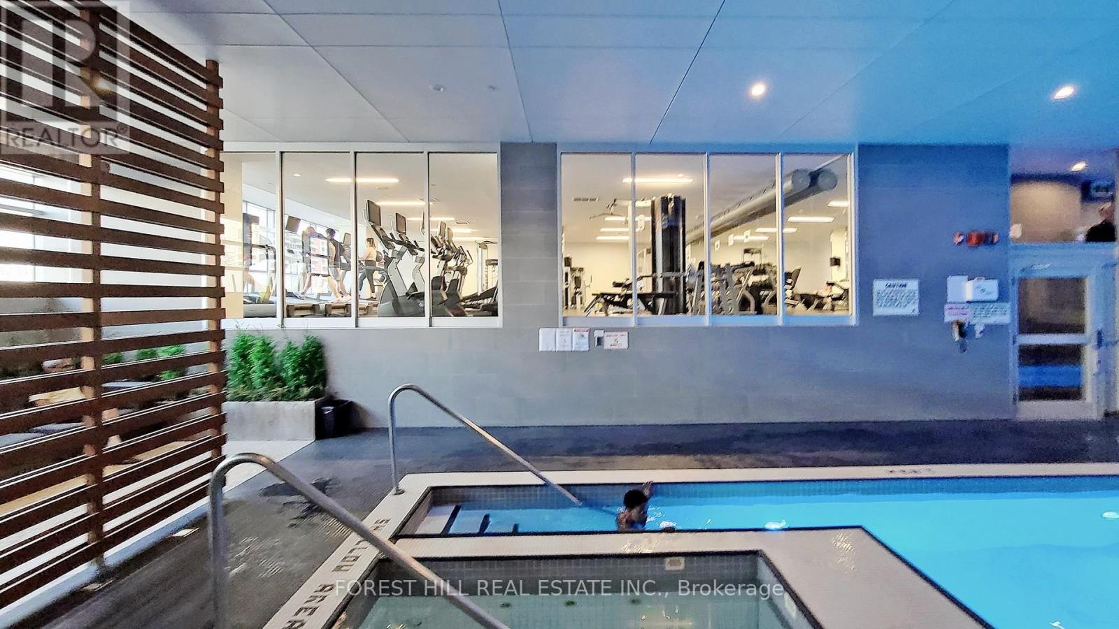 743 - 10 Capreol Court, Toronto, Ontario M5V 4B3 - Photo 29 - C12484964