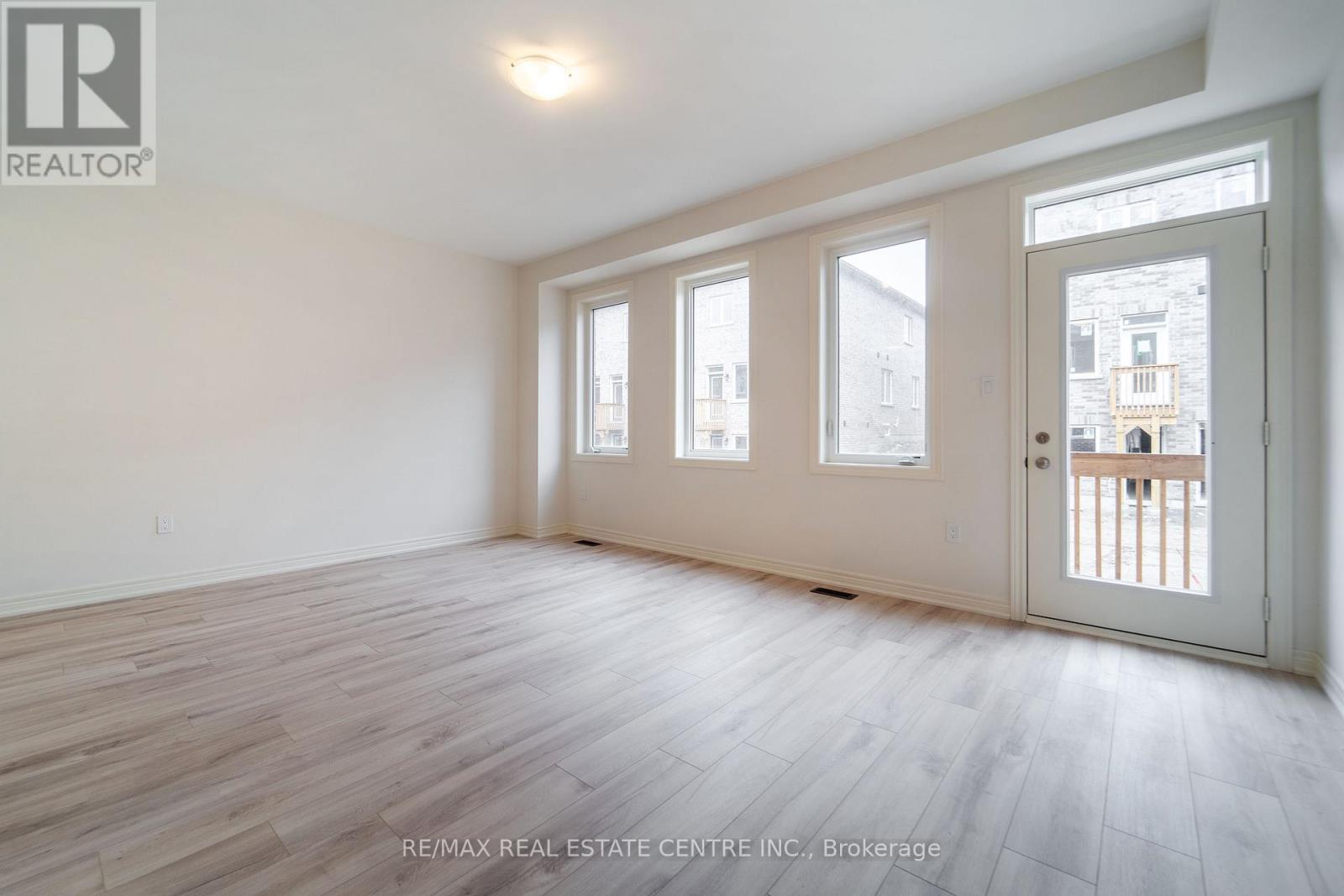 16 Lidstone Street, Cambridge, Ontario  N1T 0G2 - Photo 15 - X12399651