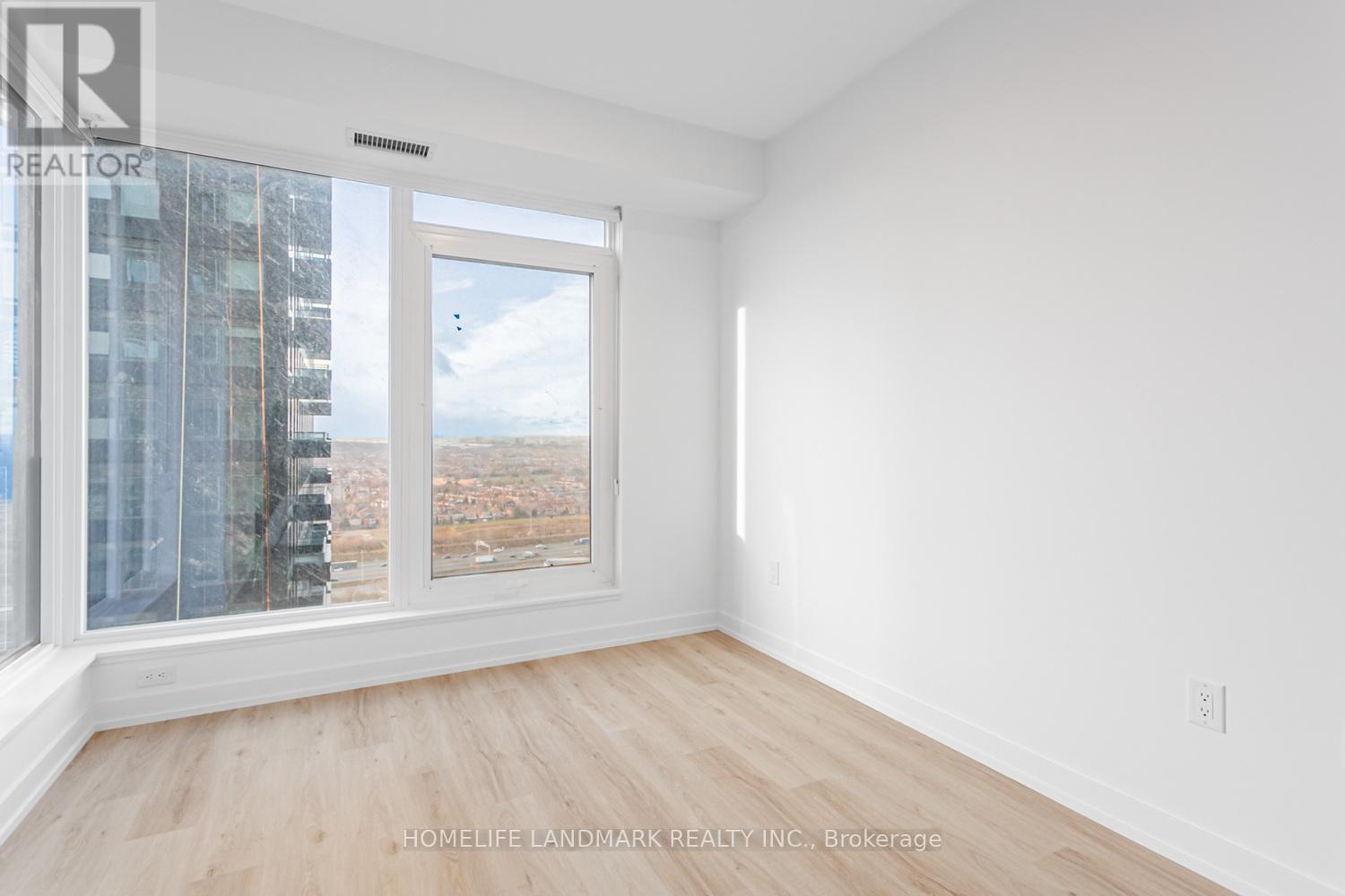 2612 - 395 Square One Drive, Mississauga, Ontario  L5B 0P6 - Photo 16 - W12588390