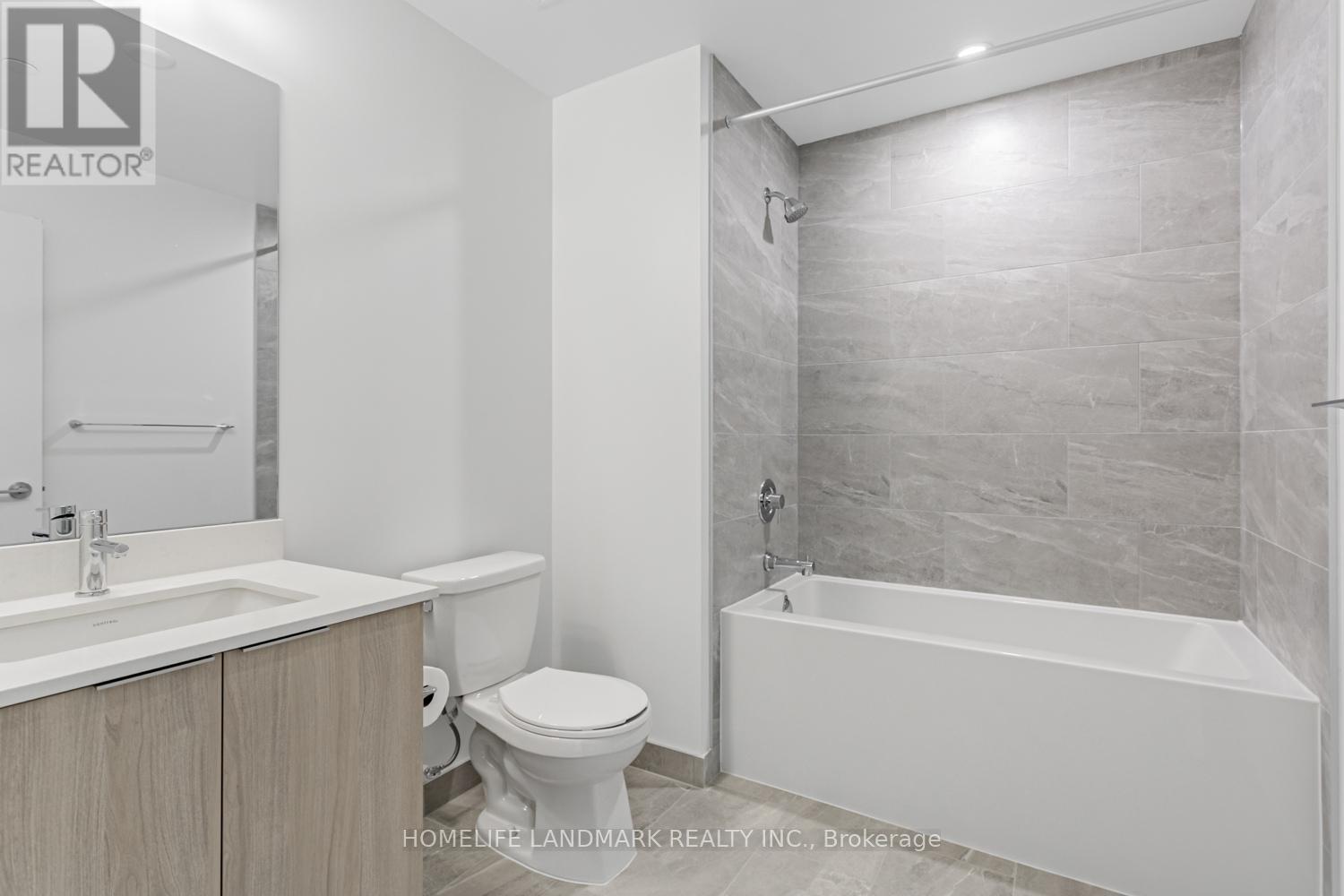 2612 - 395 Square One Drive, Mississauga, Ontario  L5B 0P6 - Photo 22 - W12588390