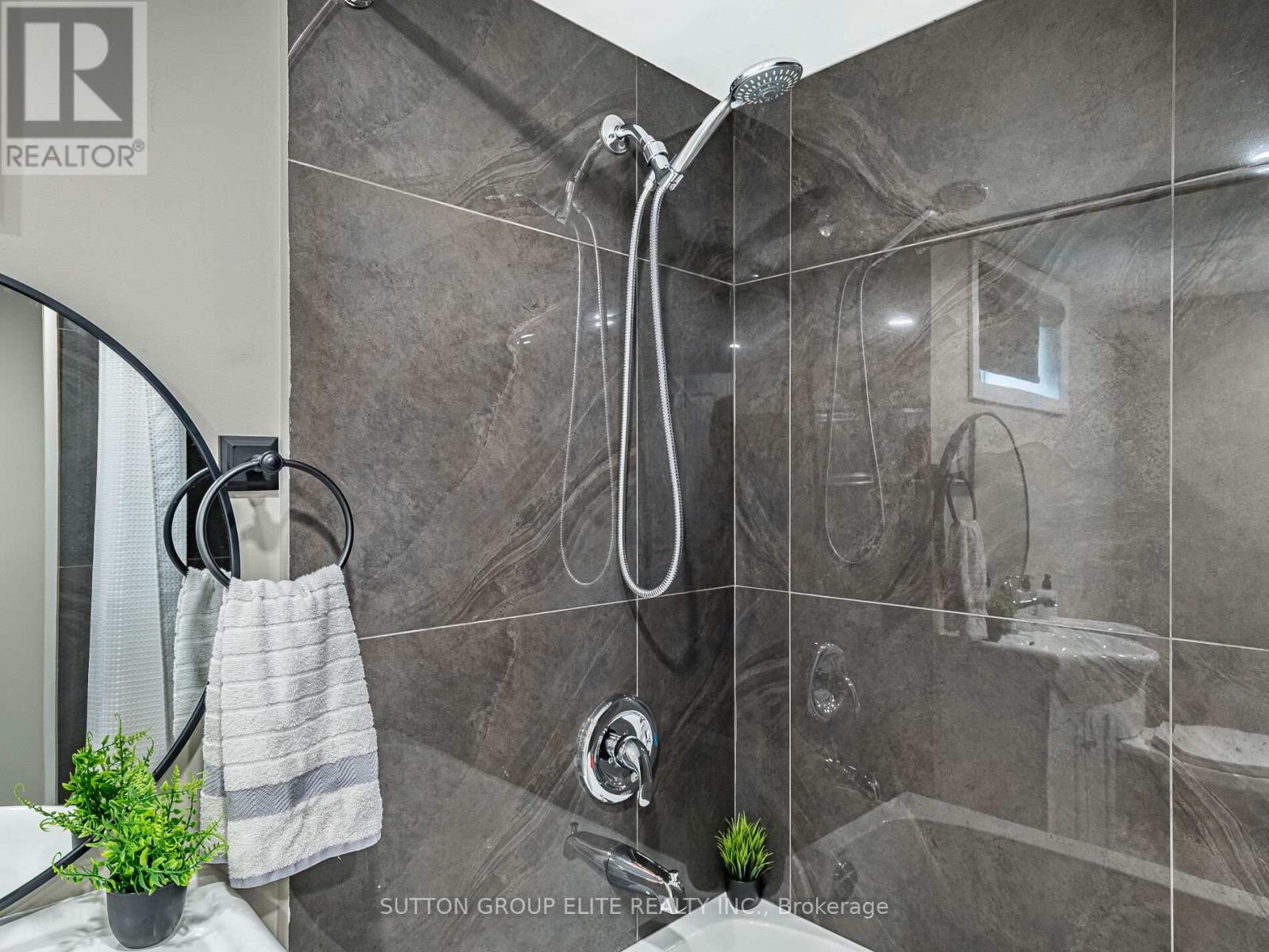 107 Martha Street W, Caledon, Ontario  L7E 4X5 - Photo 40 - W12588392