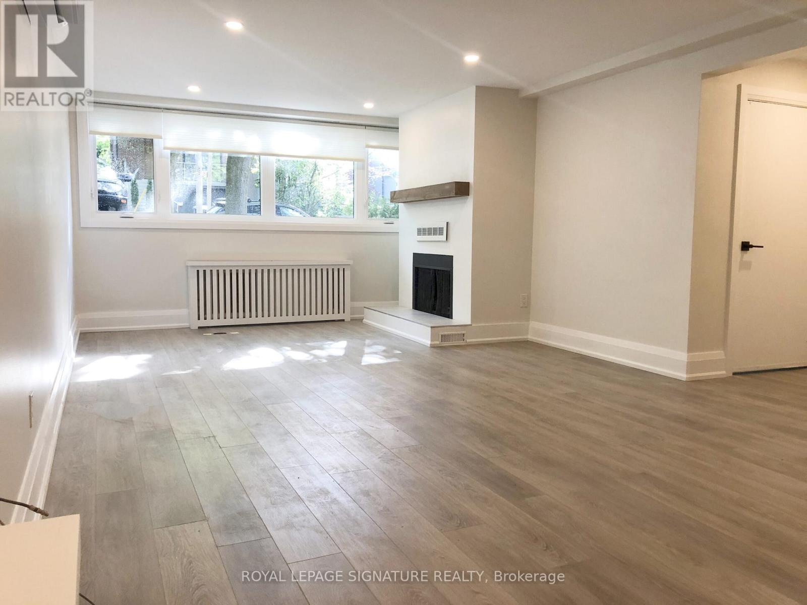 1 - 218 WHEELER AVENUE, Toronto, Ontario