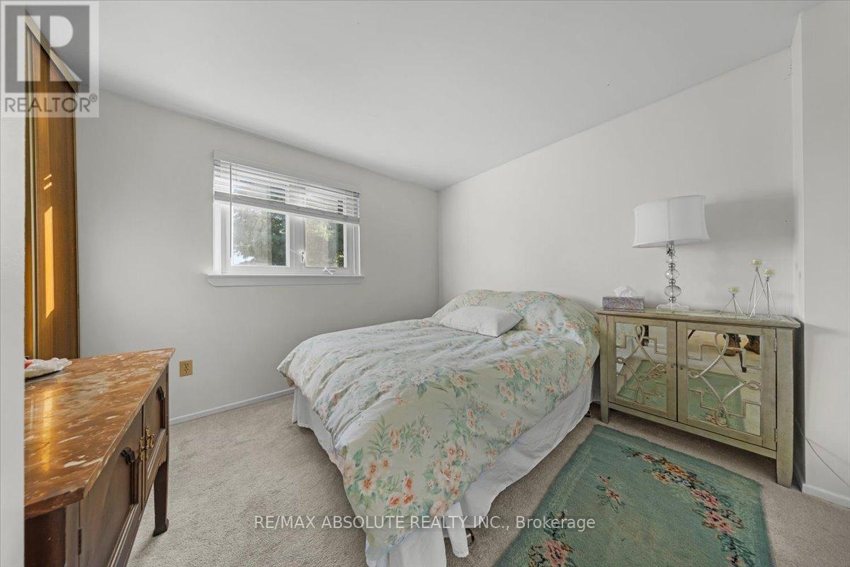 16 Melanie Crescent, Ottawa, Ontario  K2L 2E5 - Photo 20 - X12588402