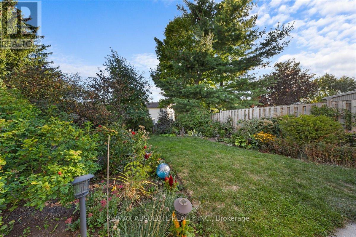 16 Melanie Crescent, Ottawa, Ontario  K2L 2E5 - Photo 22 - X12588402