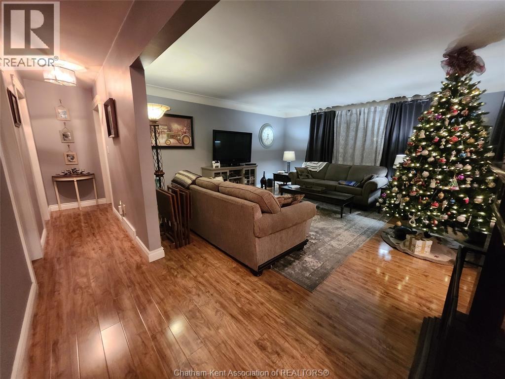 11047 Miller Road, Dutton, Ontario N0L 1J0 - Photo 13 - 25030543