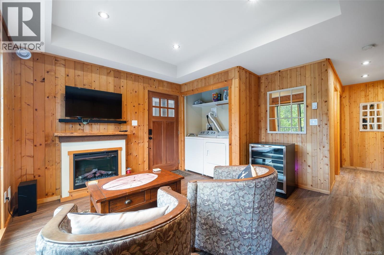 221 6596 Baird Rd, Port Renfrew, British Columbia  V0S 1K0 - Photo 21 - 1021206