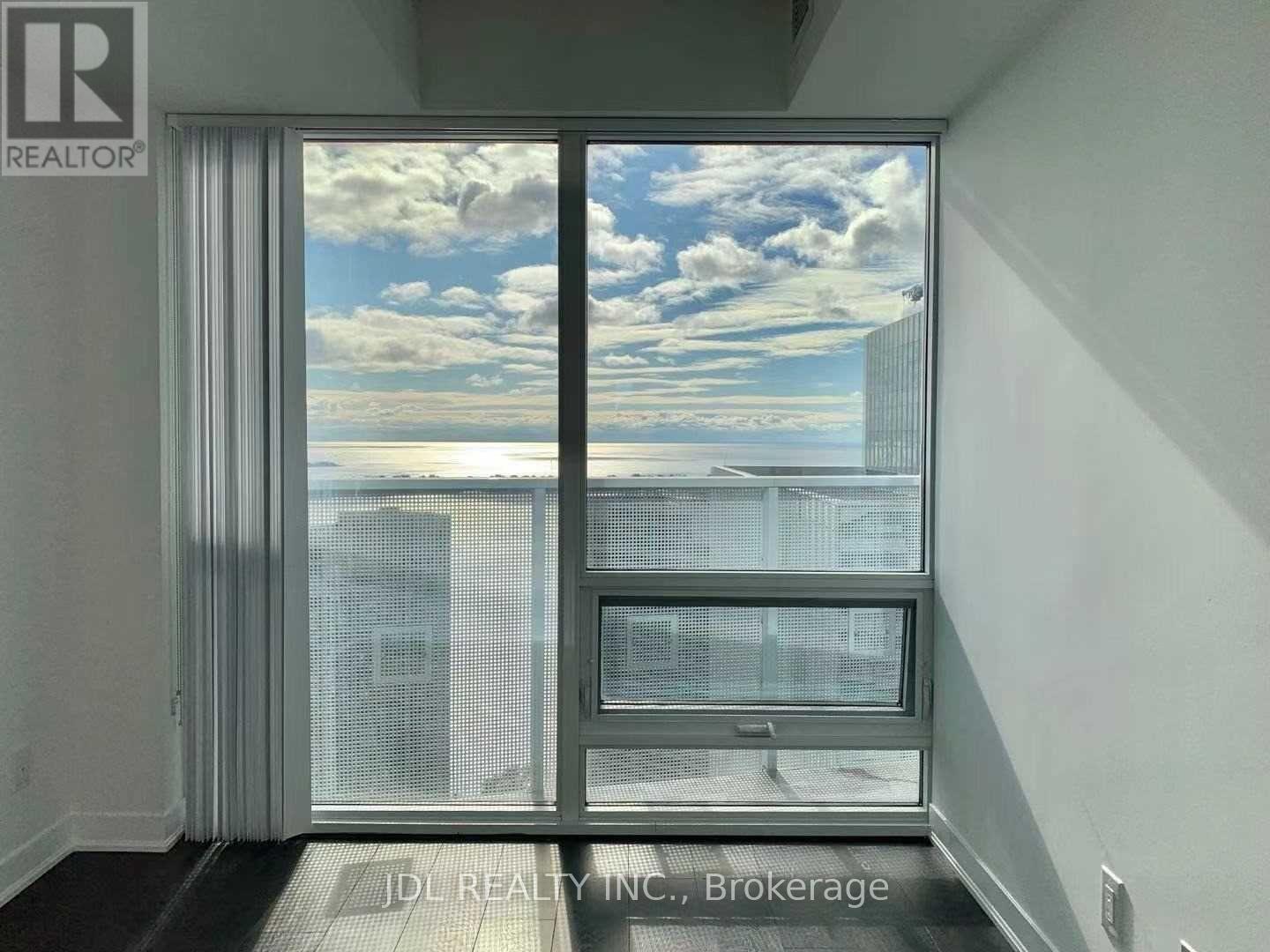 4210 - 88 Harbour Street, Toronto, Ontario  M5J 1B7 - Photo 10 - C12588394