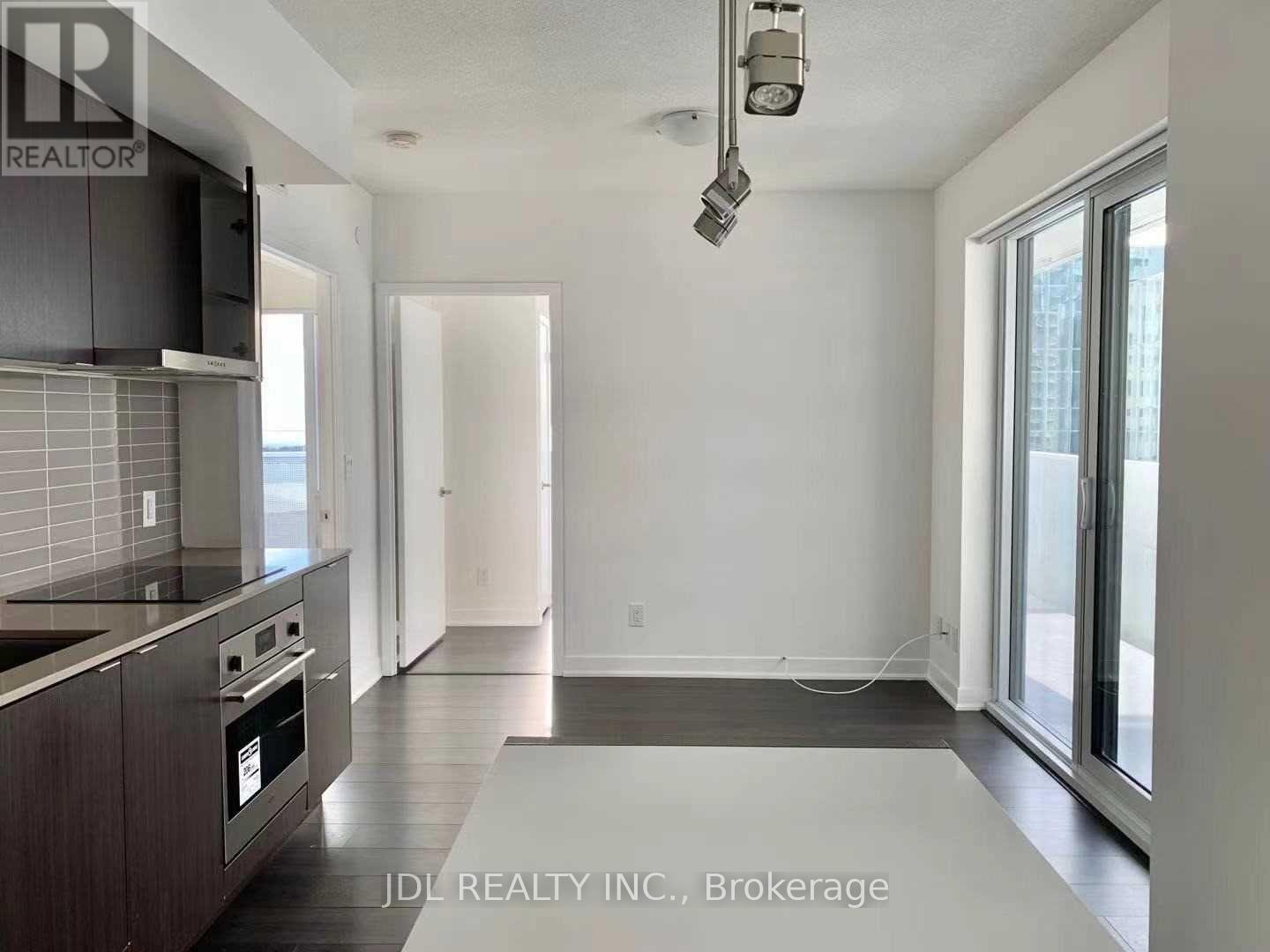 4210 - 88 Harbour Street, Toronto, Ontario  M5J 1B7 - Photo 4 - C12588394