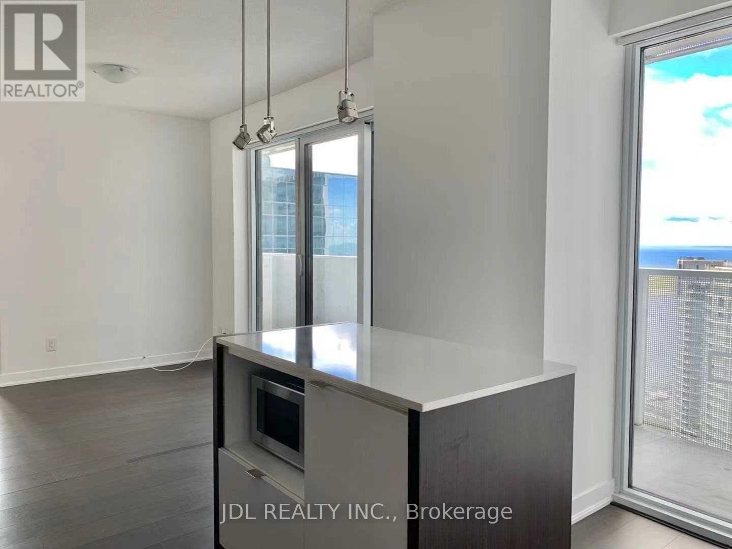 4210 - 88 Harbour Street, Toronto, Ontario  M5J 1B7 - Photo 6 - C12588394