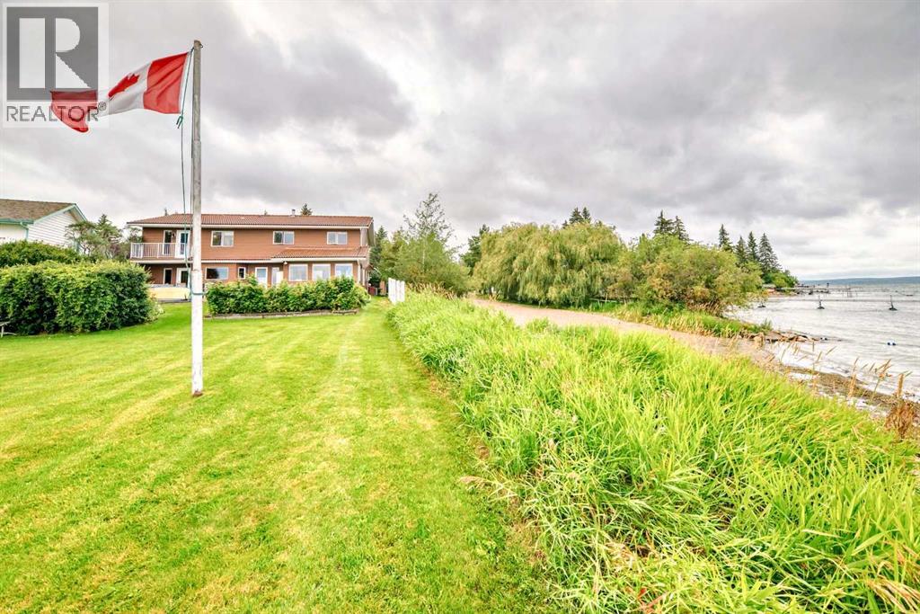 9 Rustic Road, Norglenwold, Alberta  T4S 1S5 - Photo 2 - A2247198