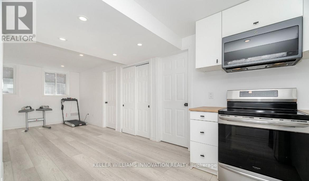 292 Freure Drive, Cambridge, Ontario  N1S 0C1 - Photo 2 - X12588396