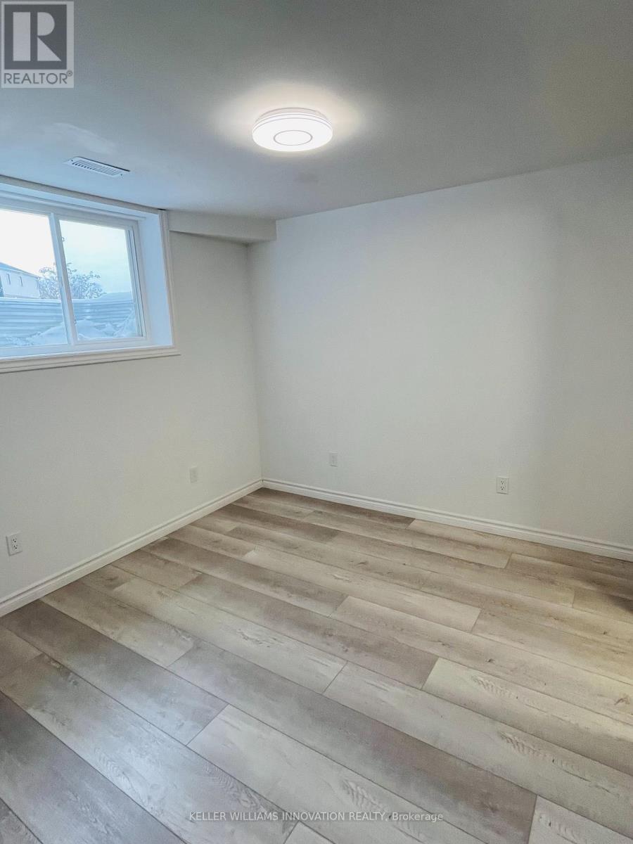 292 Freure Drive, Cambridge, Ontario  N1S 0C1 - Photo 7 - X12588396