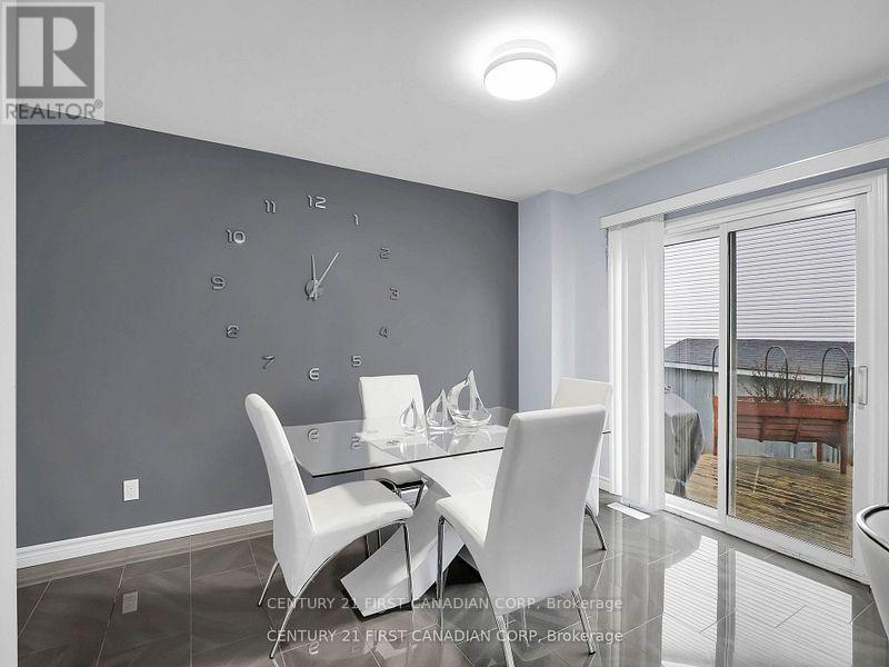 132 Sandy Street, London South, Ontario  N5Z 2C7 - Photo 14 - X12588420