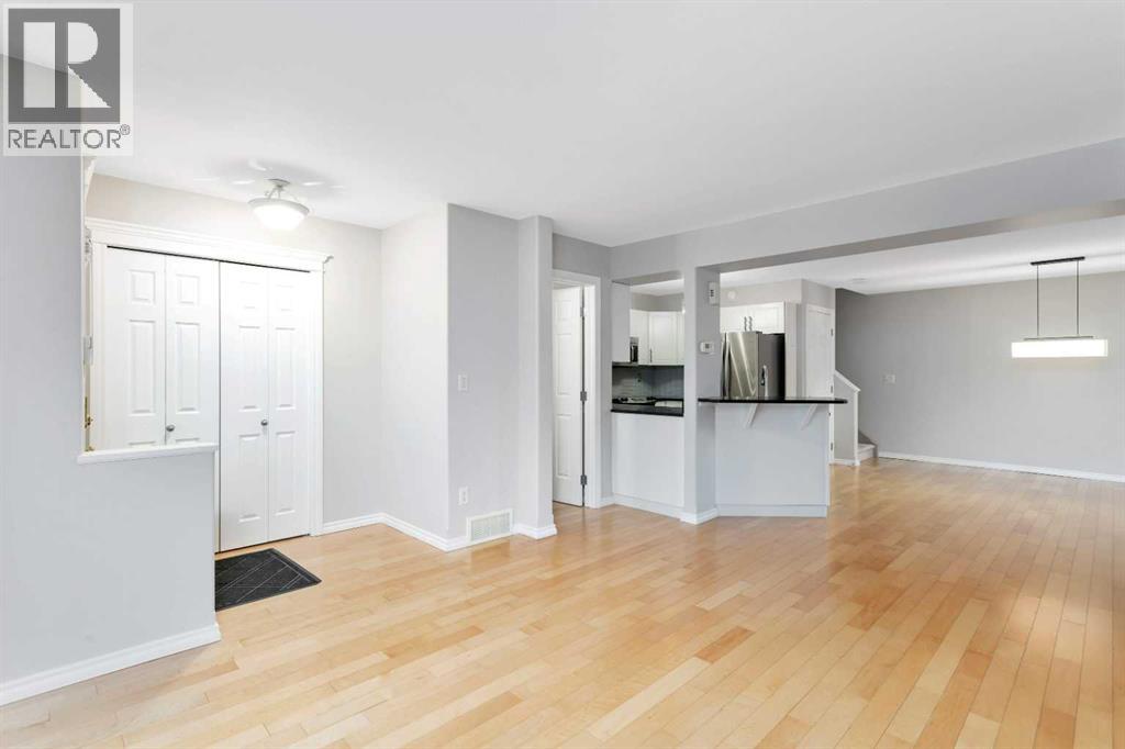 10, 73 Addington Drive, Red Deer, Alberta  T4R 2Z6 - Photo 10 - A2249708