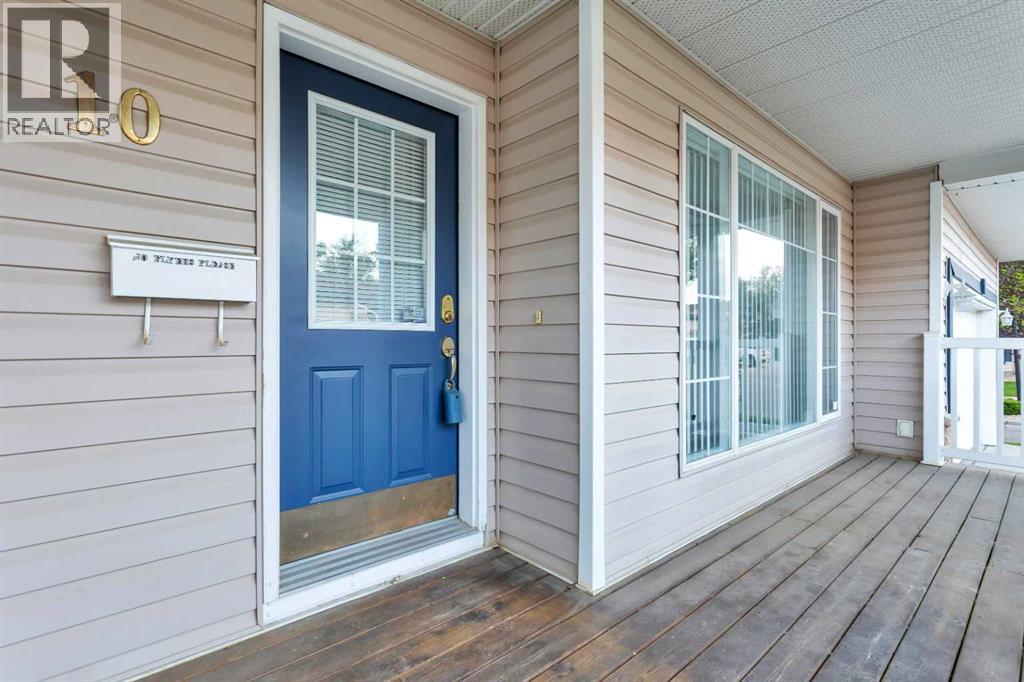 10, 73 Addington Drive, Red Deer, Alberta  T4R 2Z6 - Photo 5 - A2249708