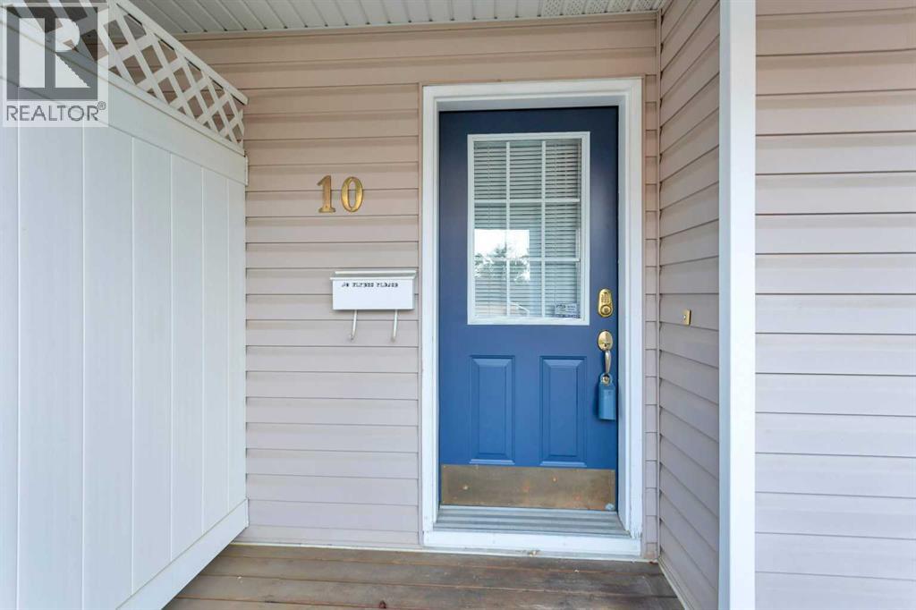 10, 73 Addington Drive, Red Deer, Alberta  T4R 2Z6 - Photo 6 - A2249708