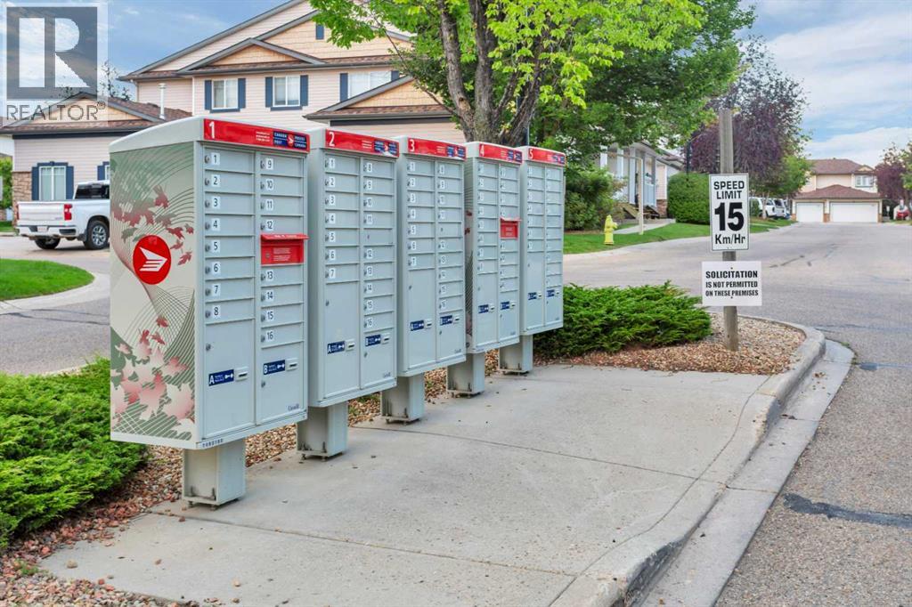 10, 73 Addington Drive, Red Deer, Alberta  T4R 2Z6 - Photo 45 - A2249708