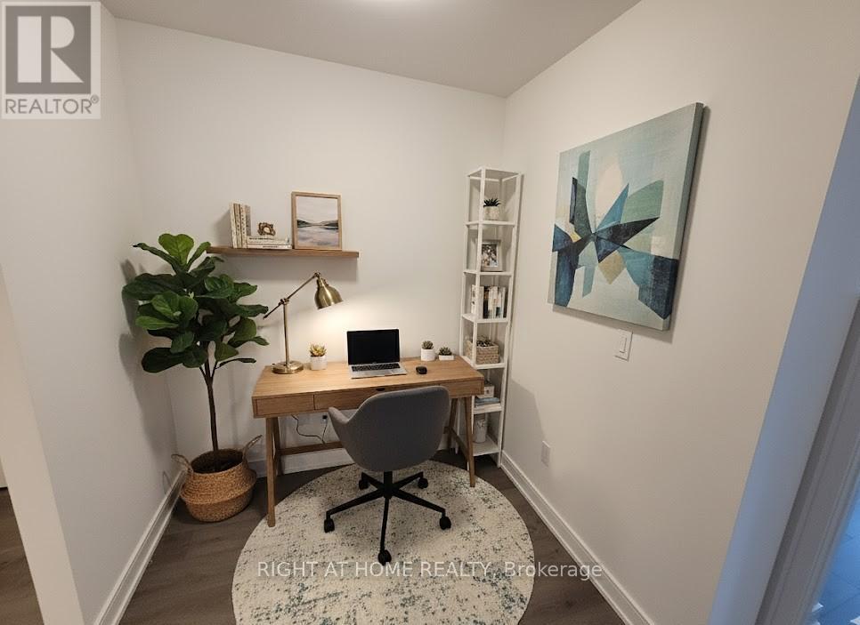 710 - 705 Davis Drive, Newmarket, Ontario  L3Y 0J1 - Photo 5 - N12588320