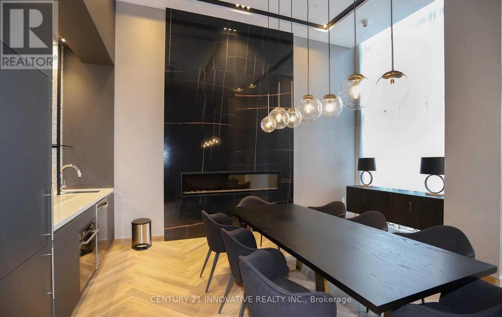 2008 - 225 Village Green Square, Toronto, Ontario  M1S 0K5 - Photo 18 - E12588426