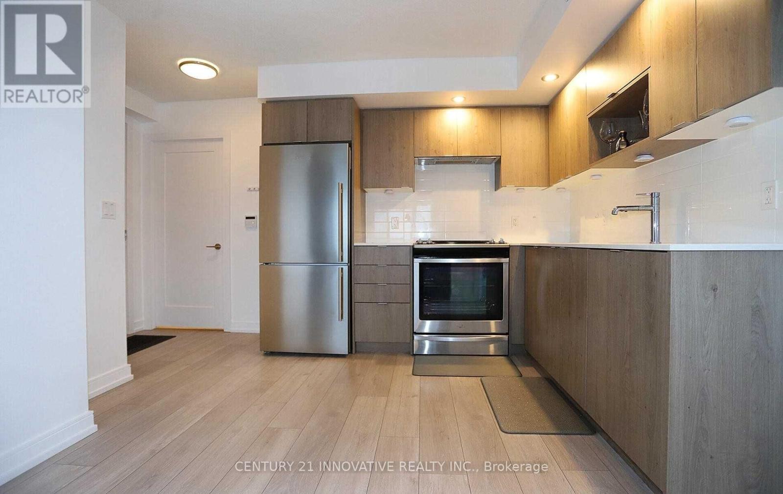 2008 - 225 Village Green Square, Toronto, Ontario  M1S 0K5 - Photo 2 - E12588426