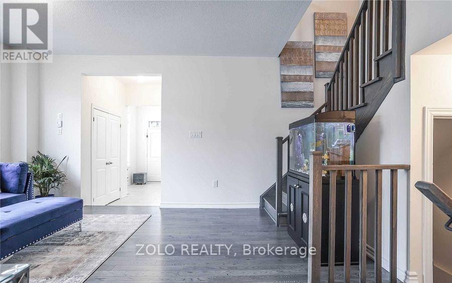 42 Brent Crescent, Clarington, Ontario  L1C 0V9 - Photo 4 - E12588436