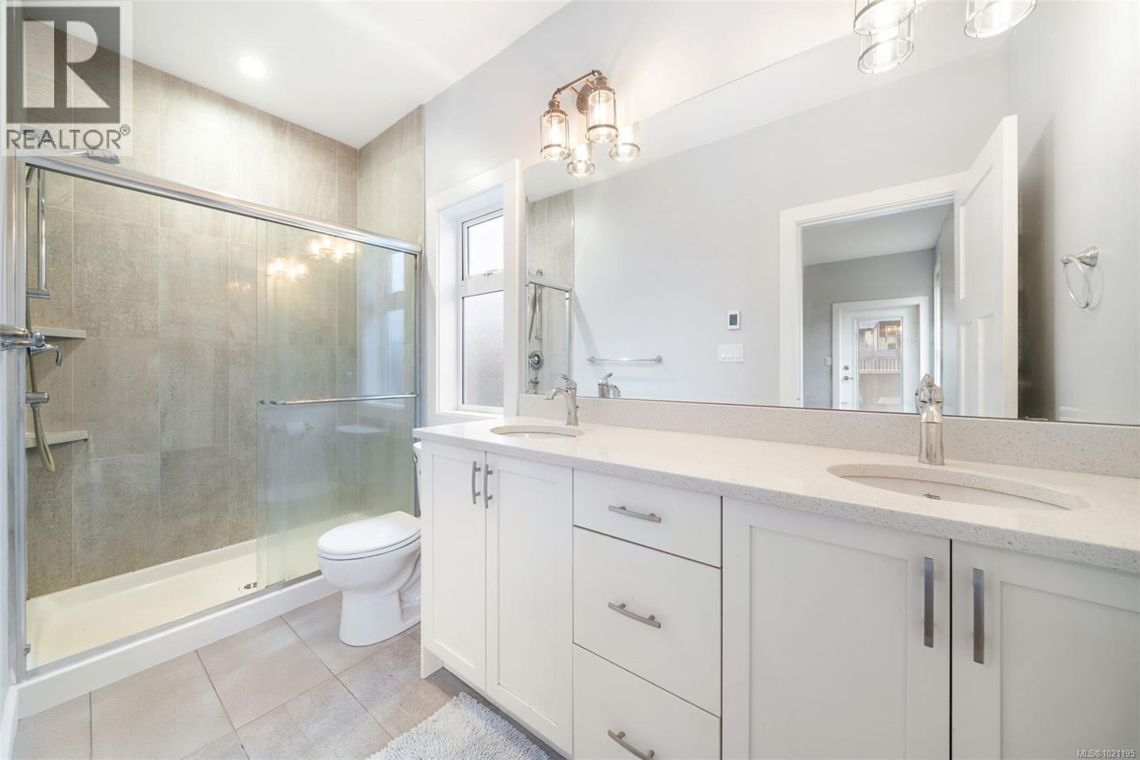 374 Point Ideal Dr, Lake Cowichan, British Columbia  V0R 2G0 - Photo 12 - 1021195