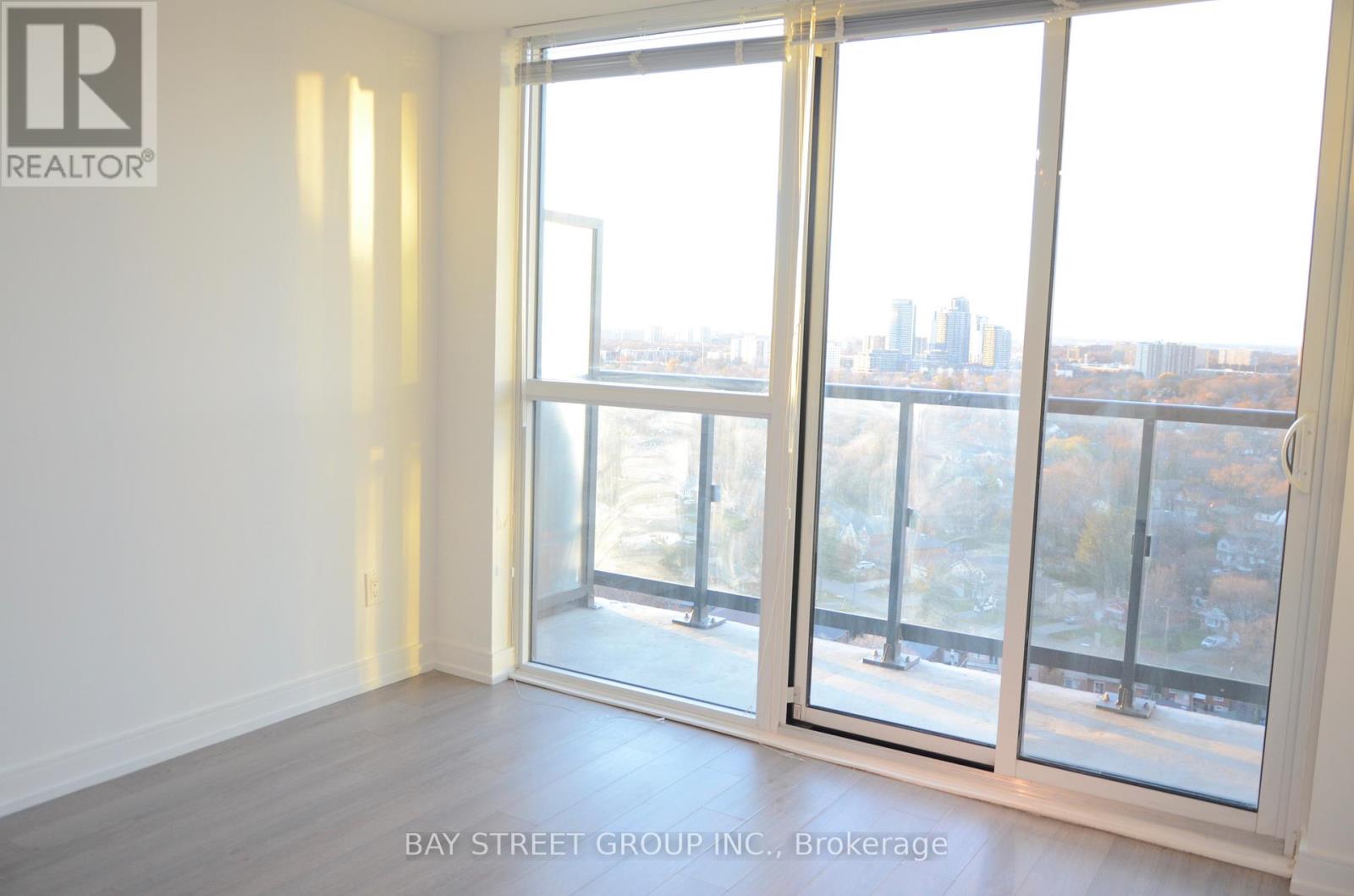 #2003 - 20 Thomas Riley Road, Toronto, Ontario  M9B 0C3 - Photo 4 - W12588422