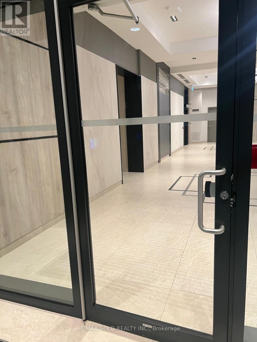 3209 - 15 Watergarden Drive, Mississauga, Ontario  L5R 0H4 - Photo 22 - W12588438