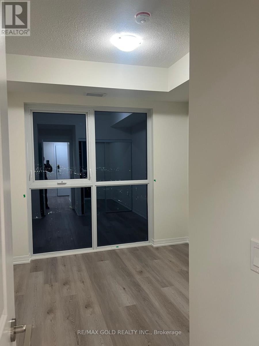 3209 - 15 Watergarden Drive, Mississauga, Ontario  L5R 0H4 - Photo 7 - W12588438