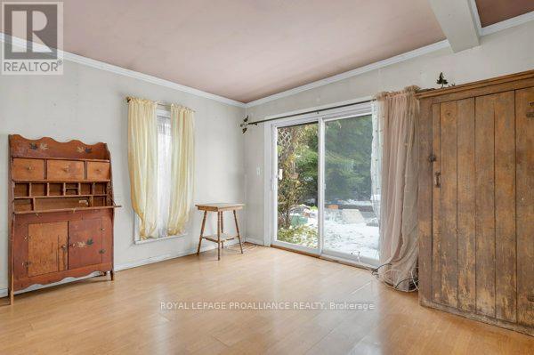 121 - 529 Old Highway 2, Quinte West, Ontario  K8P 4G5 - Photo 10 - X12588456