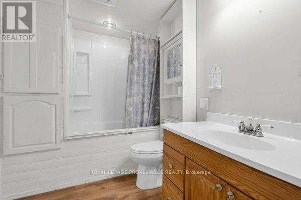 121 - 529 Old Highway 2, Quinte West, Ontario  K8P 4G5 - Photo 12 - X12588456