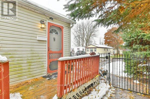 121 - 529 Old Highway 2, Quinte West, Ontario  K8P 4G5 - Photo 2 - X12588456