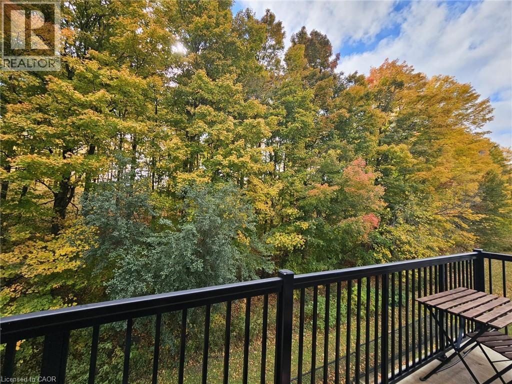 1989 Ottawa Street S Unit# 30d, Kitchener, Ontario  N2E 0G7 - Photo 2 - 40781292