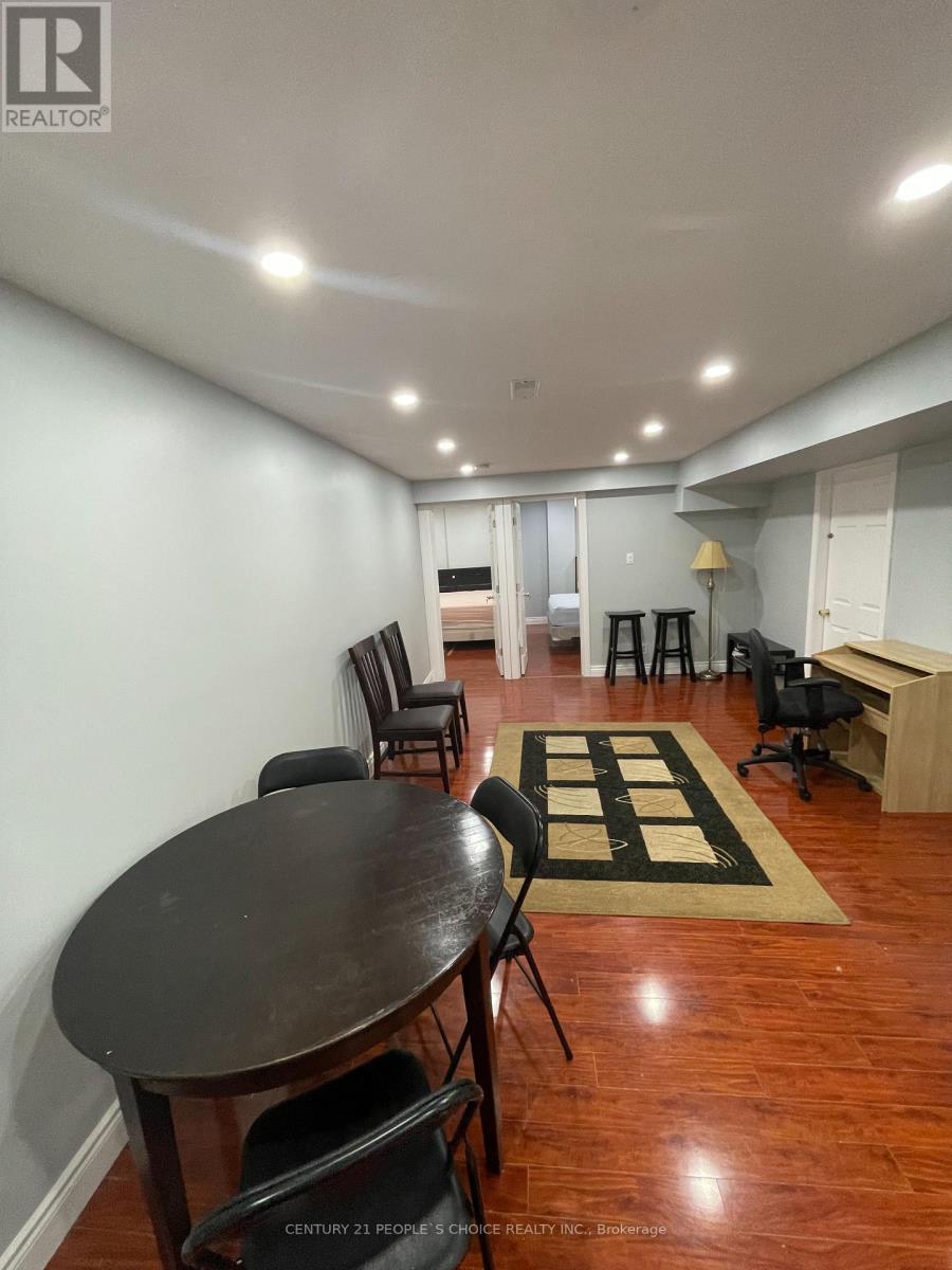 Lower Level - 340 Bristol Road, Mississauga, Ontario  L5R 2J7 - Photo 12 - W12444525