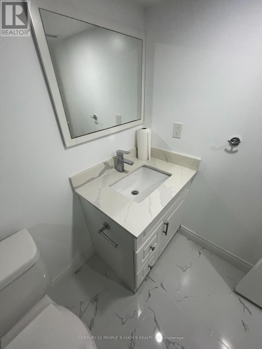 Lower Level - 340 Bristol Road, Mississauga (Hurontario), Ontario  L5R 2J7 - Photo 25 - W12444525